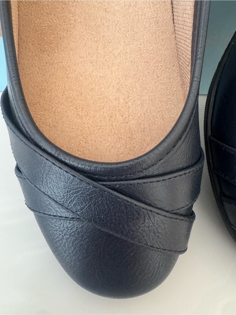 Life Stride Loyal NavyWomen's Ballet Flats with Crossover Detail US 8 - Picture 3 of 8